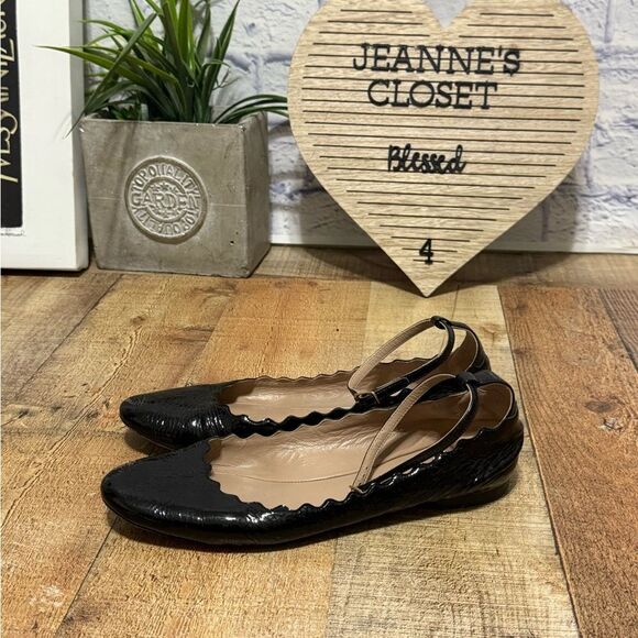 Chloé
Patent Leather Scalloped Accent Ballet Flats 40 - Picture 9 of 11